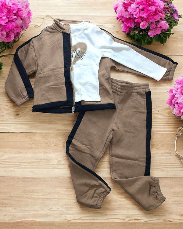 Tuta 2pz
Felpa
Pantalone - C-5762