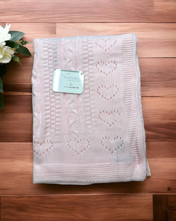 Scialle in lana per carrozzina 
con disegni a cuore 
75x95 cm - NG-471 DIS.2 CUORI