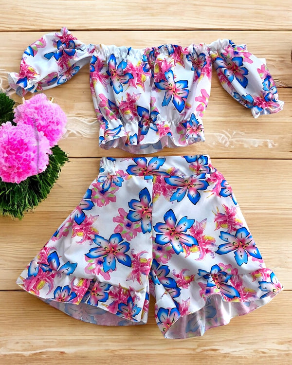COMPLEO FLOWERS
TOP
PANTALONCINO - 25221.