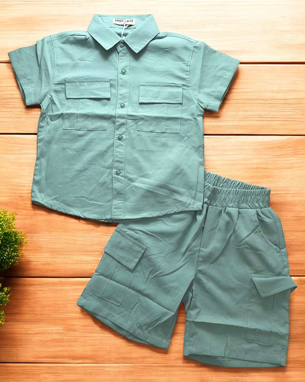 H-622 - Completo
Camicia
Pantalone corto