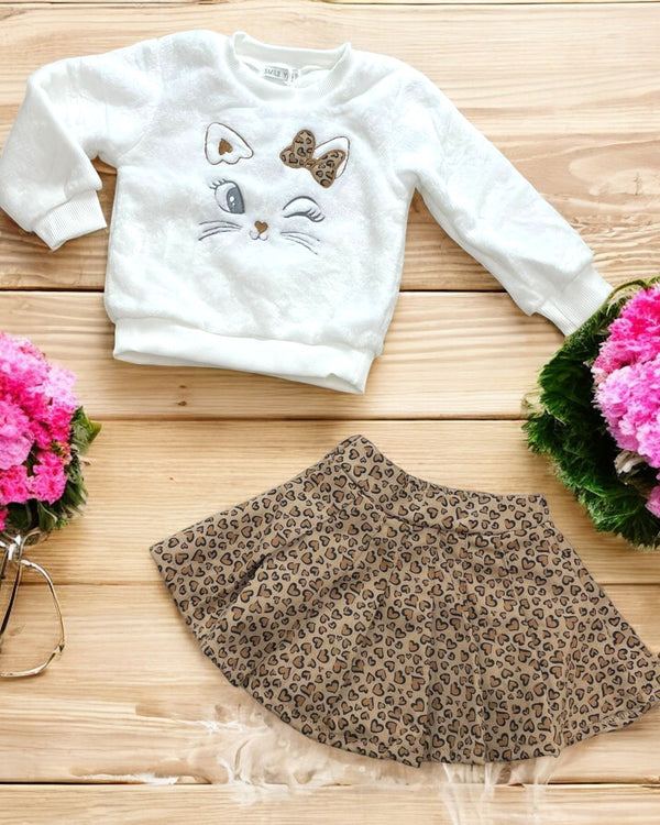 Coordinato 2pz
Felpa girocollo con stampa gattino
Gonna leopardata - CNA3971