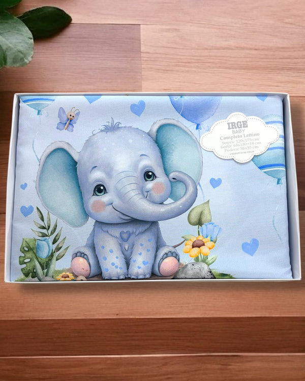 Coordinato per culla digitale
Sopra 120x175cm
Sotto 65x130+18cm
Federa 36x55cm - A/BICL Elefante