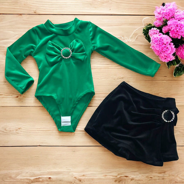 Completo
Maglia Body
Shorts - 8070