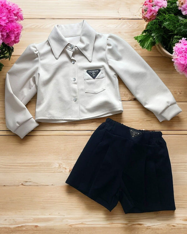 Completo
Camicia 
Shorts - 24258