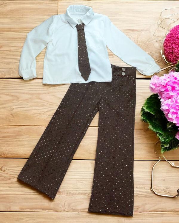 Coordinato
Camicia con cravatta
Pantalone con brillantini - 10129