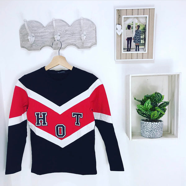 Maglia girocollo, caldo cotone. Stampa con scritta. - D-1373