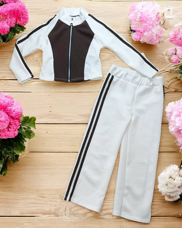 Tuta 2pz
Felpa 
Pantalone a palazzo - 10601