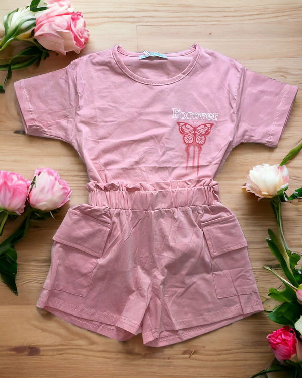 Completo
T-shirt
Shorts