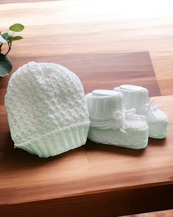Set cappello e calzini - A120
