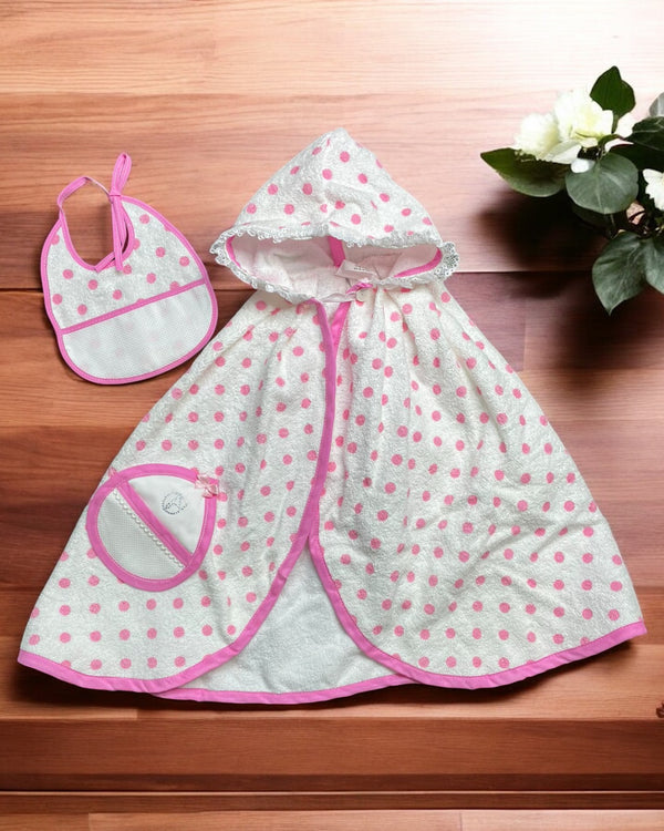 Set
Accappatoio a mantella con cappuccio + Bavetta da ricamo - NG0011