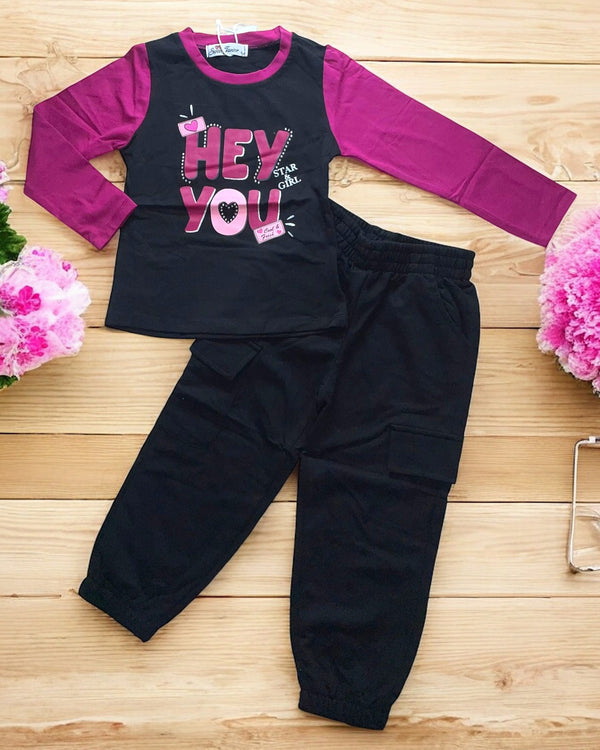 Tuta 2pz
Maglia
Pantalone - R475