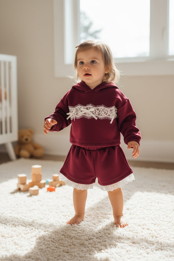 Completo 
Felpa con cappuccio 
Pantaloncino - 58978