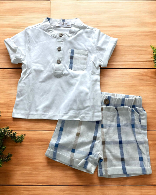 Completo
T-shirt con colletto coreano
Pantalone corto - SBBO-359-P1