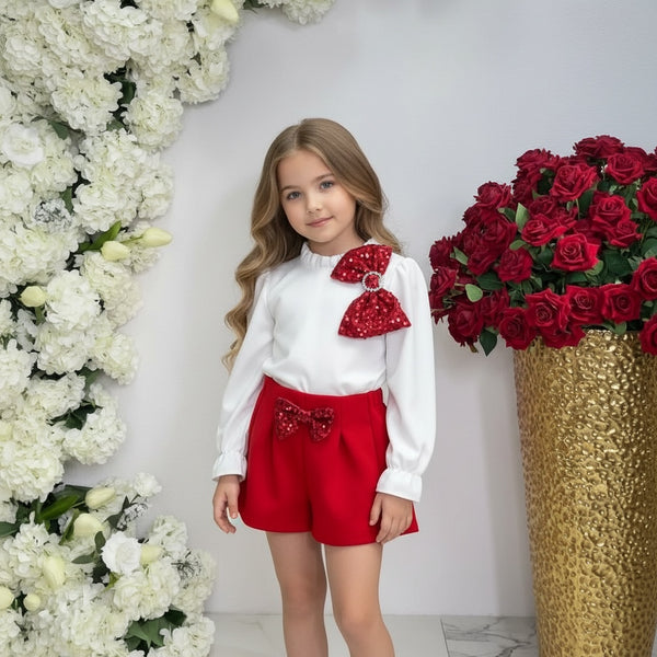 Completo camicia con fioccone girabrilla 
Pantaloncino con fiocco centrale - 38376