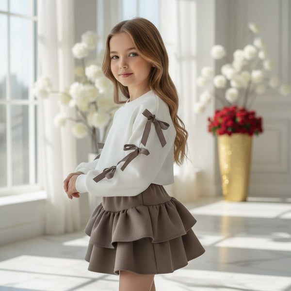 Completo 
Maglia girocollo corta
Gonna a balze - 25363