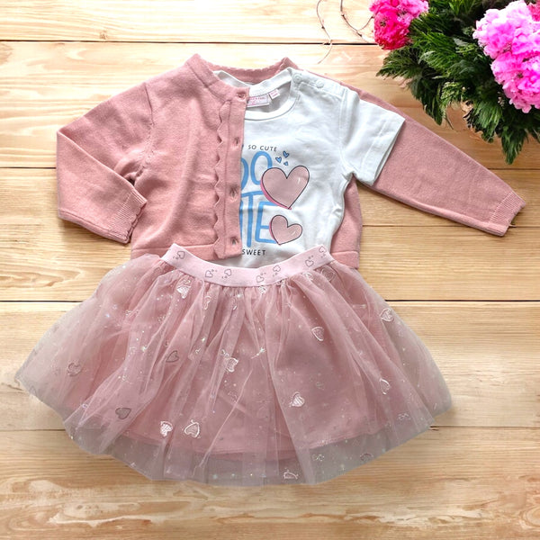 Completo
Cardigan corto
T-shirt
Gonna - SNA-636