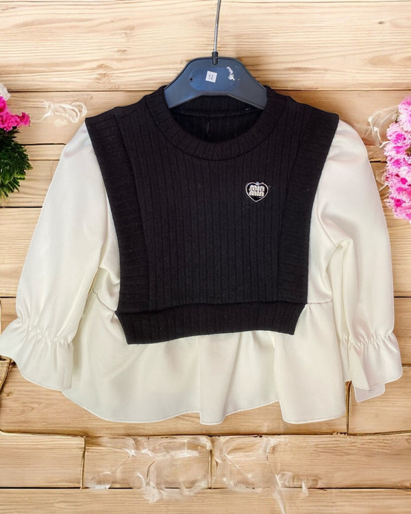 Maglia con cuoricino e  finto gilet - 57.22