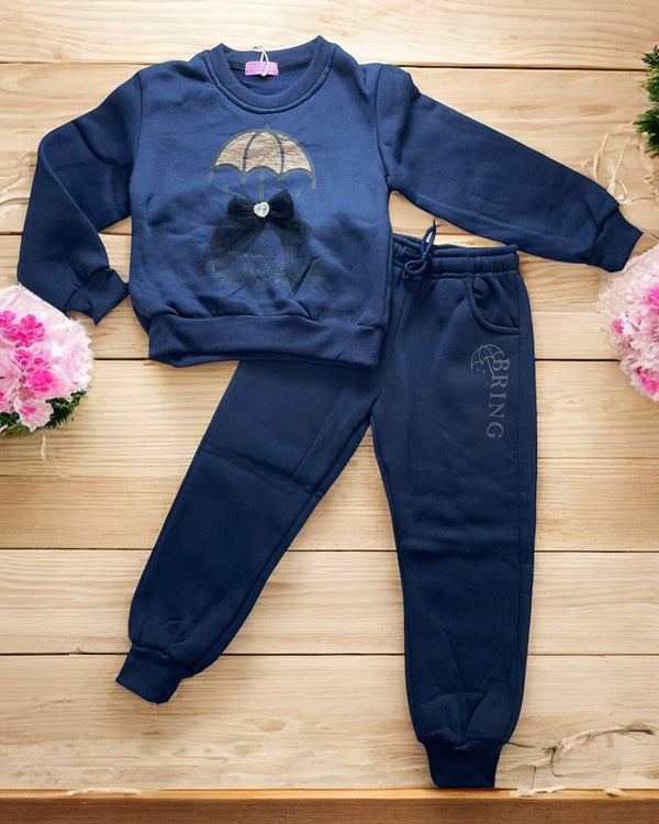 Tuta 2pz
Felpa girocollo
Pantalone - Z-626